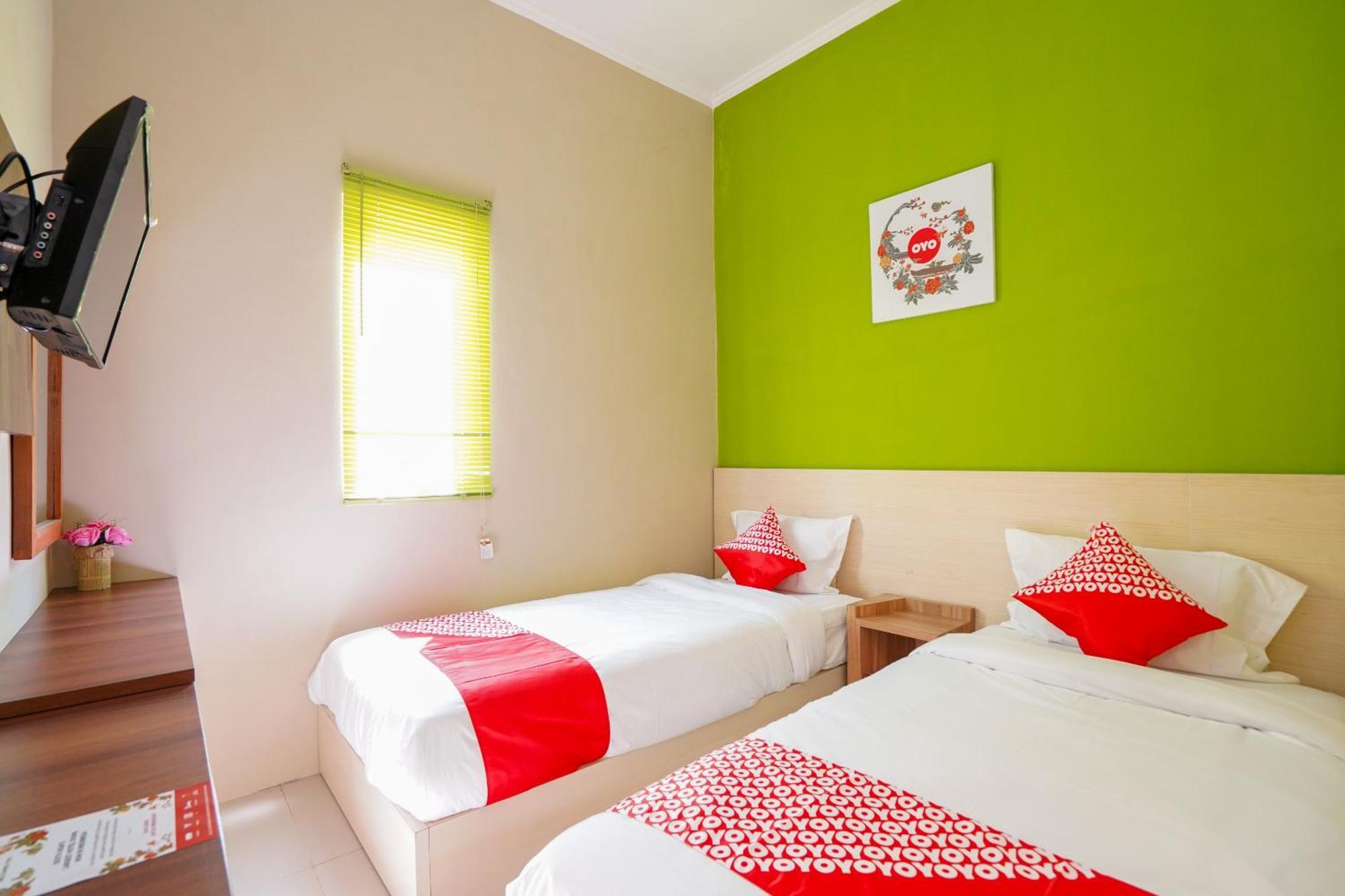 Hotel O Surabaya Near Surabaya Town Square Formerly Kupang Gunung Residence Exterior foto