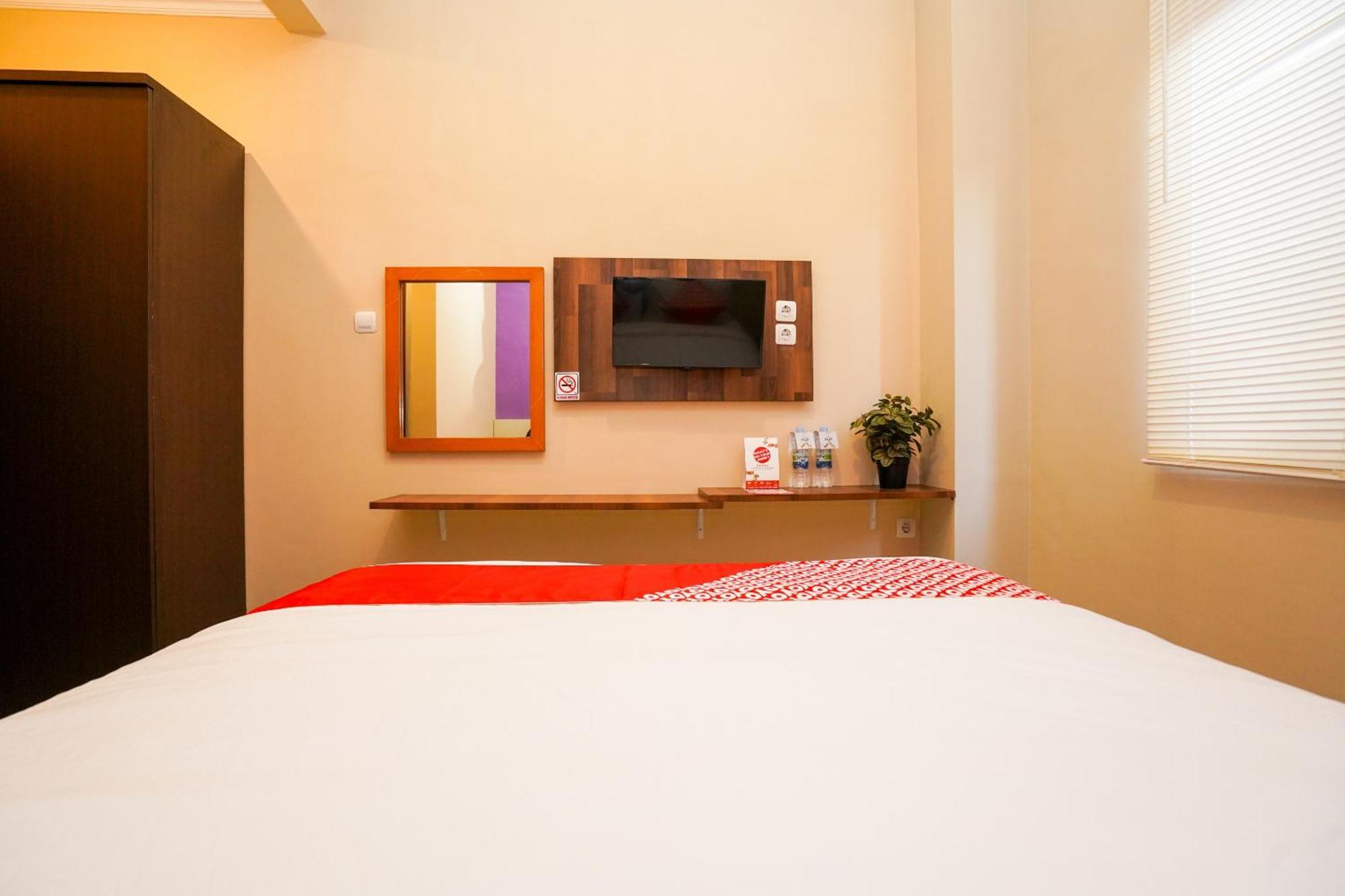 Hotel O Surabaya Near Surabaya Town Square Formerly Kupang Gunung Residence Exterior foto