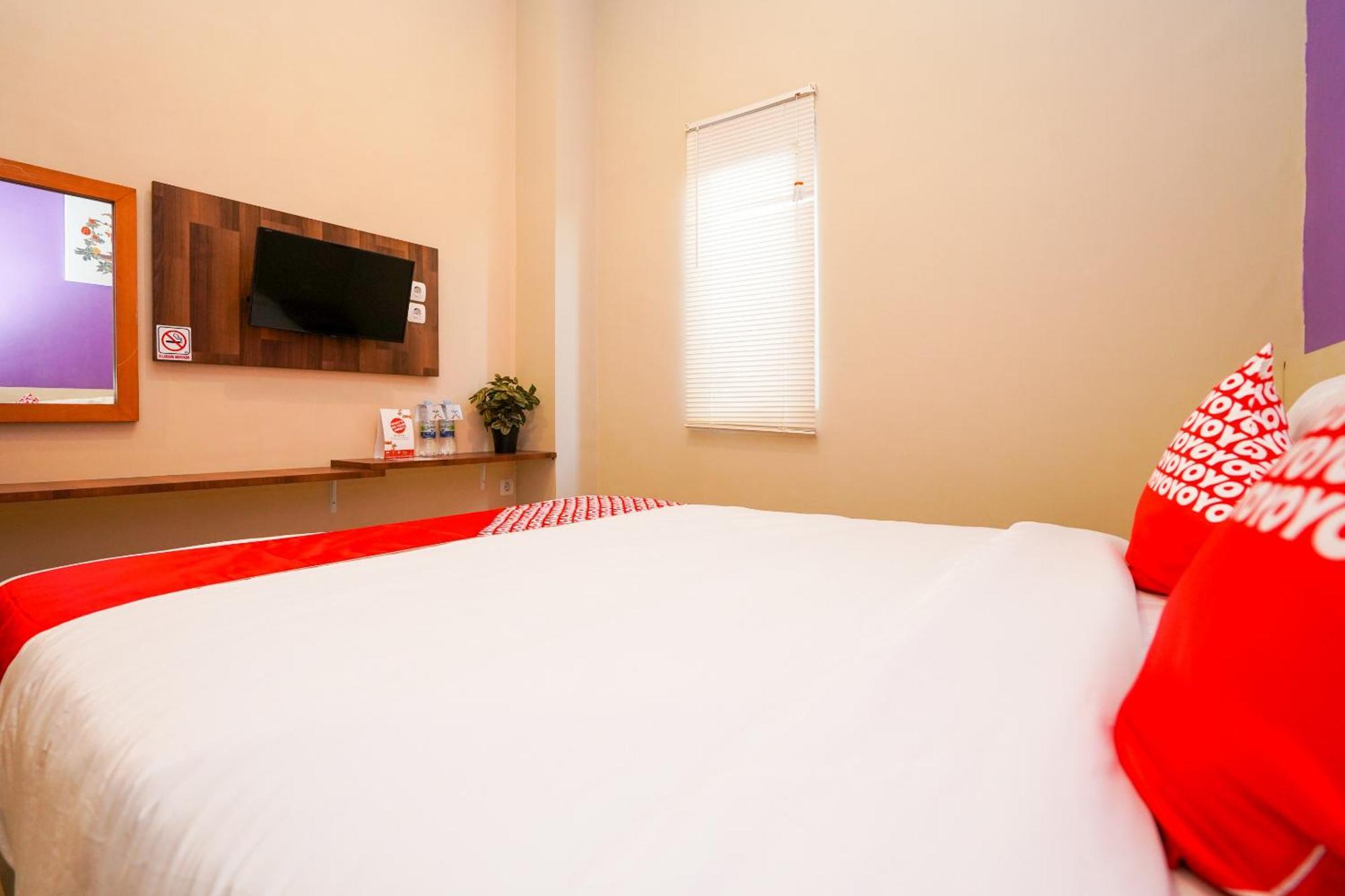 Hotel O Surabaya Near Surabaya Town Square Formerly Kupang Gunung Residence Exterior foto