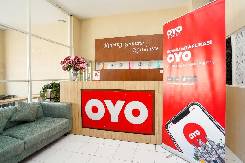 Hotel O Surabaya Near Surabaya Town Square Formerly Kupang Gunung Residence Exterior foto